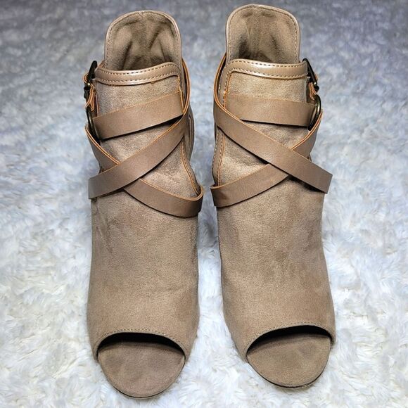 Justfab Roxii Taupe Open Toe Harness Bootie - Picture 8 of 12